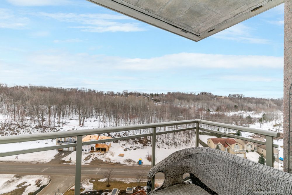 1008-699 Aberdeen Boulevard-123