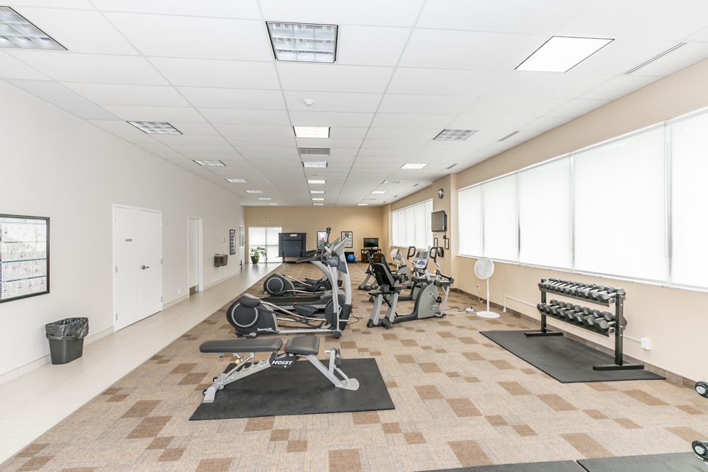 1008-699 Aberdeen Boulevard-126